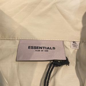 Essentials Mens pull over wind breaker